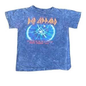 Vtg Kids Live Nation Def Leppard Short Sleeve shirt Large Adrenaline Tour